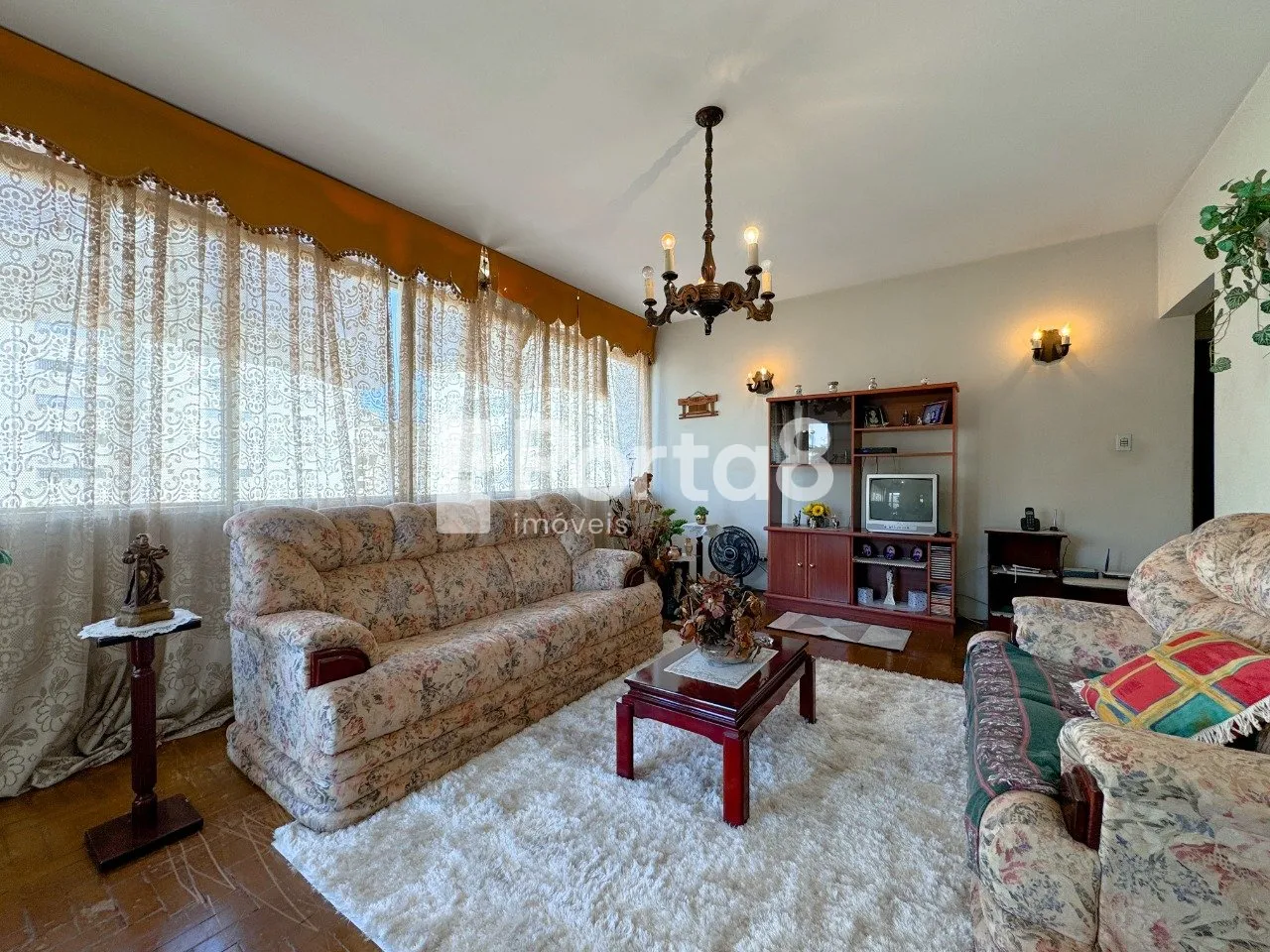 Invista no Centro de Rio Preto: Apartamento Amplo à Venda.