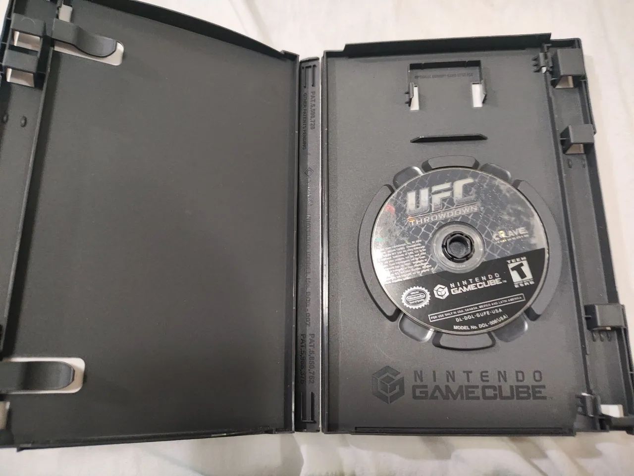 UFC Throwdown - GameCube - Foto 2