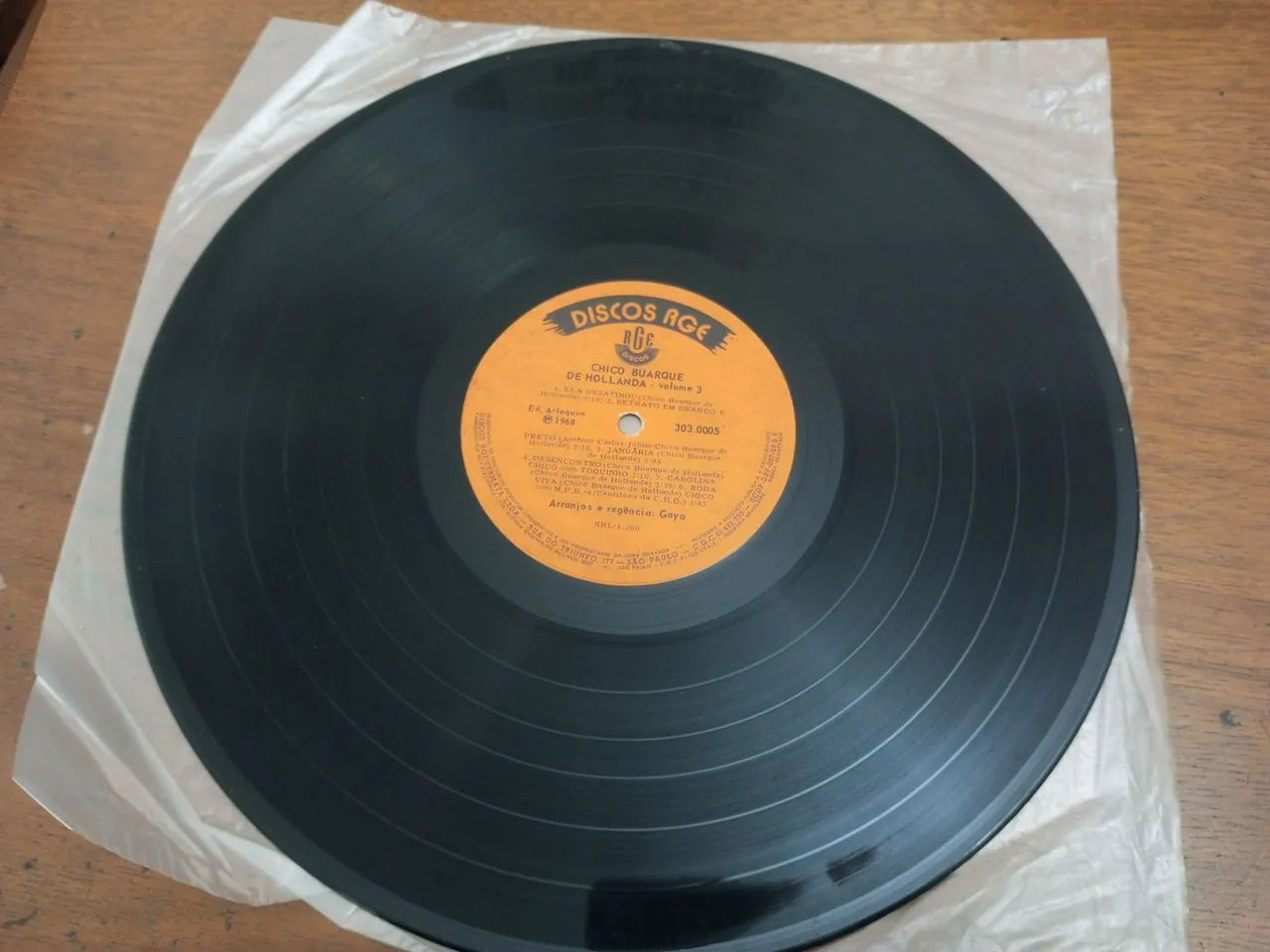 **PraSair** LP Chico Buarque - Volume 3 (otimo estado) - Foto 2