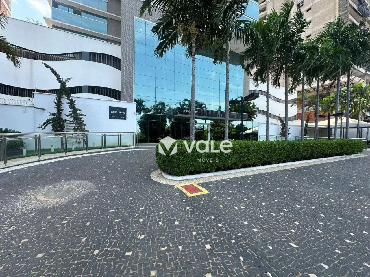 Apartamento com 4 dormitórios à venda, 189 m² por R$ 2.500.000,00 - Graciosa - Orla 14 - P
