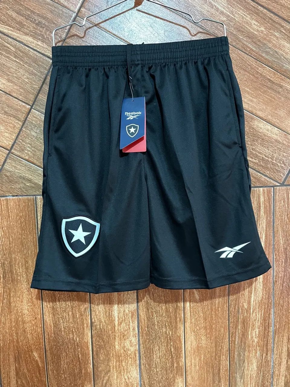 Short Botafogo com bolso de zíper  - Foto 5