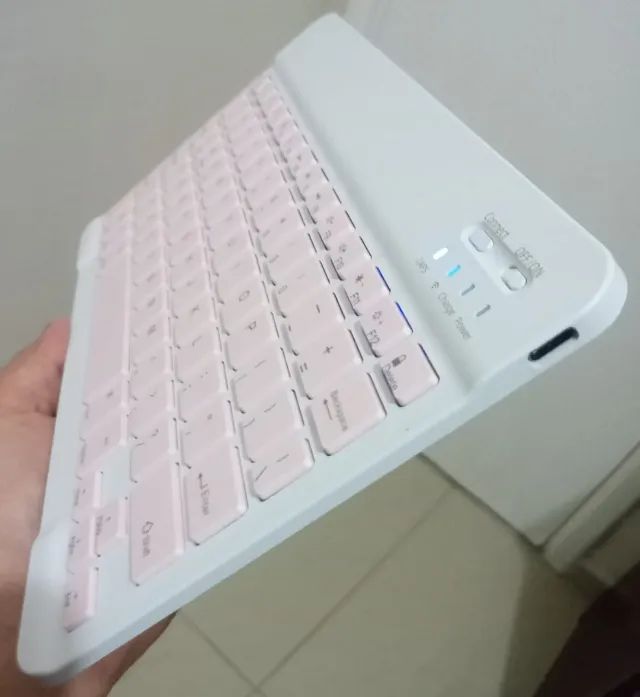 Mini Teclado ultra fino Recarregável e Mouse-Bluetooth-Cor Rosa-Layout padrão americano - Foto 4