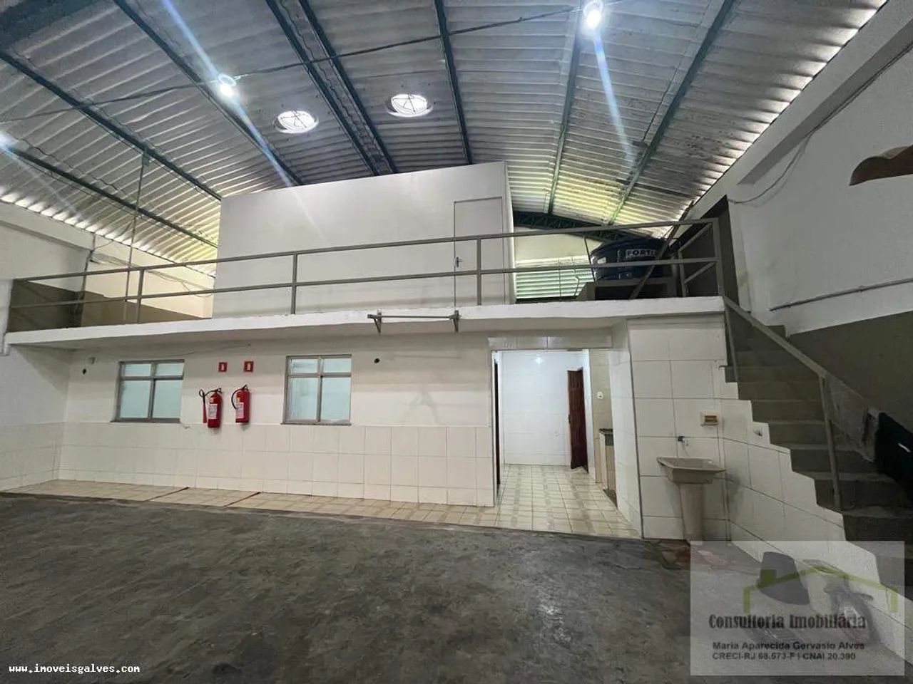 Contate-me ( 21 ) 9 9 2 4 6 2435 - Corretora Cida Alves Você está em busca de um galpão pa - Foto 11