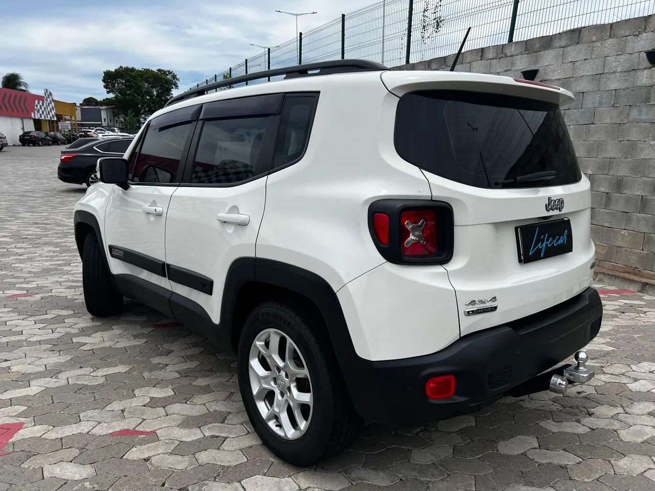 Jeep Renegade Longitude 2.0 TDI 4x4 (Aut) - Foto 4