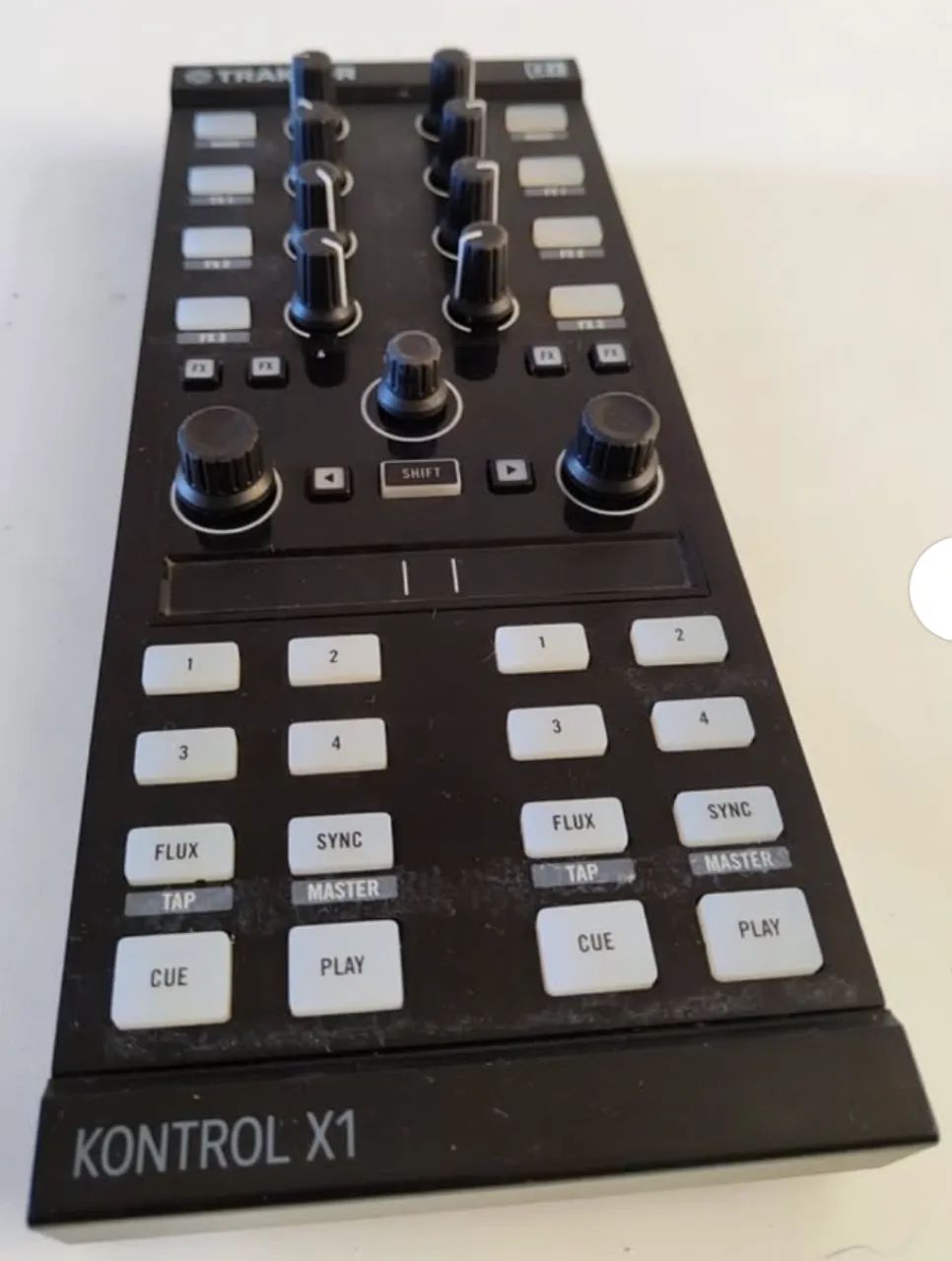 Traktor Kontrol X1 mk2 - Foto 2