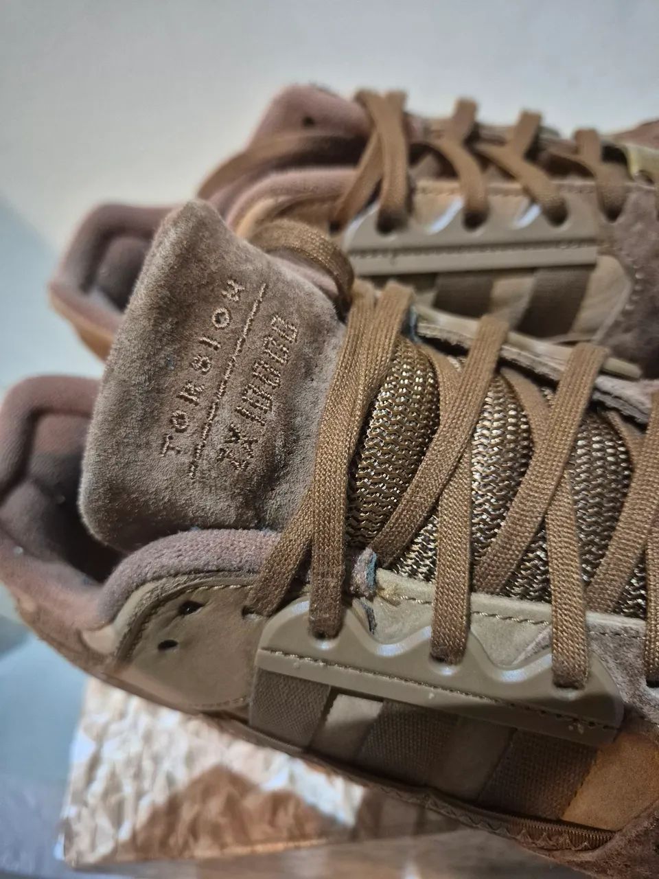 Adidas - 10.000C 'Schokohase - Edição limitada 41 - Troco por