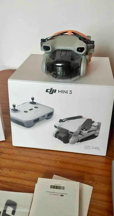 Drone DJI Mini 3 + Combo Fly More