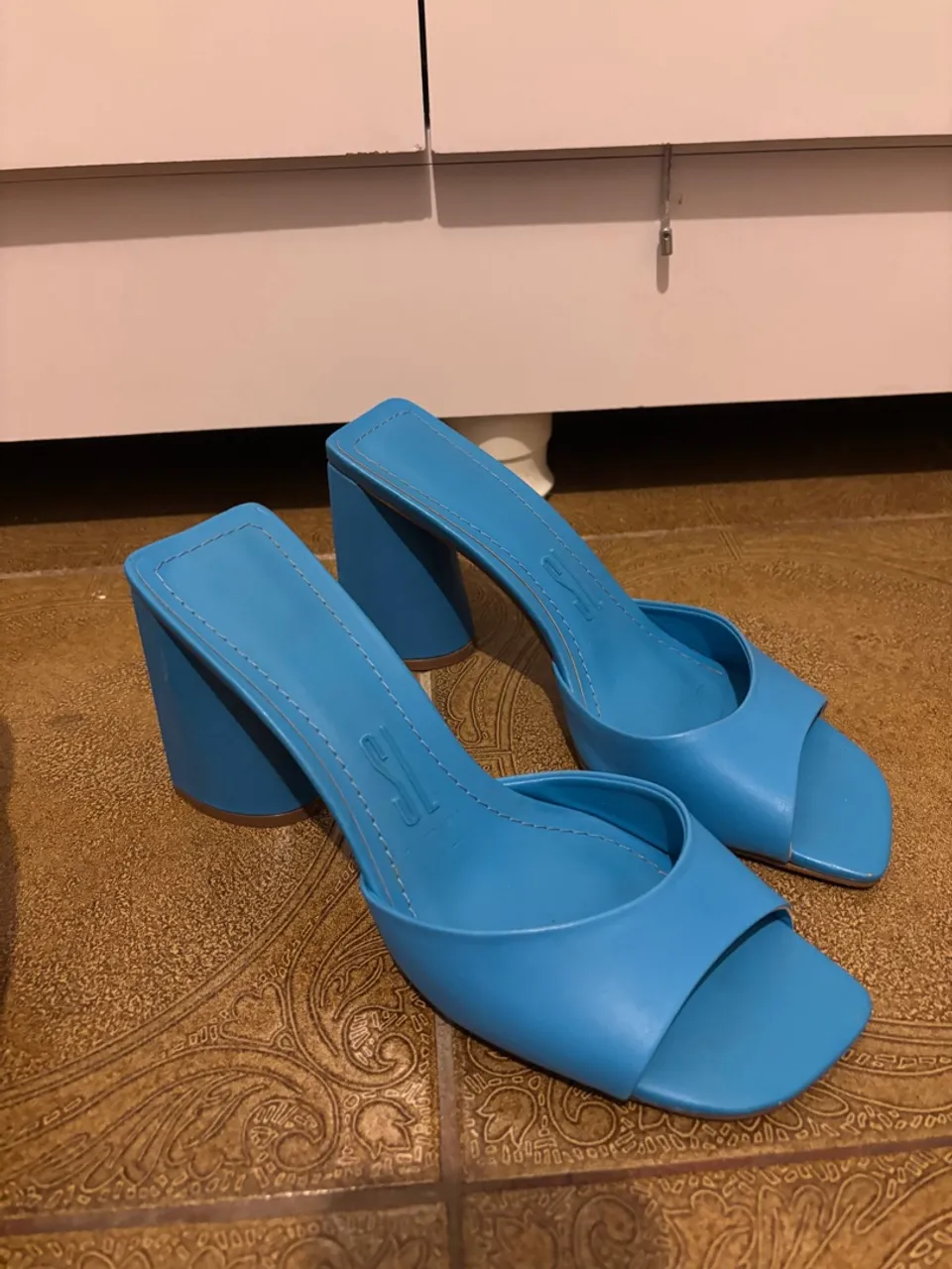 Sandália Azul Salto Bloco