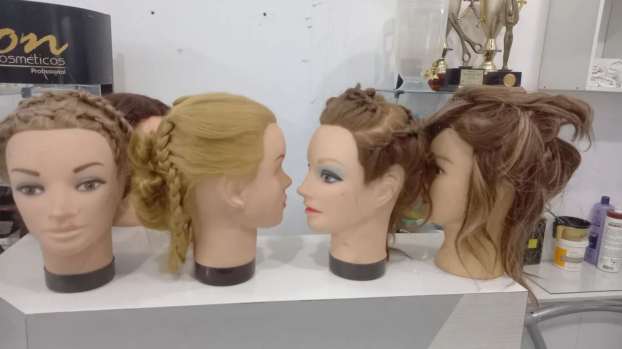 Manequins  com cabelo sintético  para Treinar cortes  ou penteados  - Foto 3