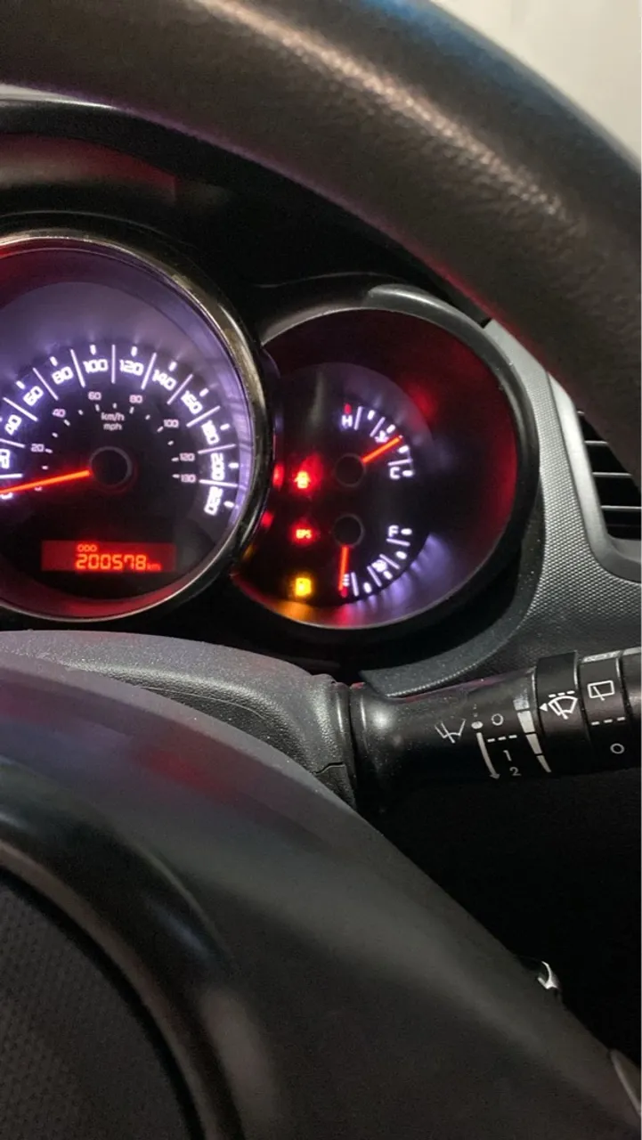 Conserto de painéis automotivos em geral