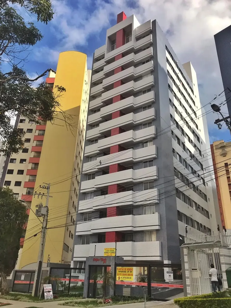 Imóvel para aluguel com 35 metros quadrados com 1 quarto em Cristo Rei - Curitiba - PR