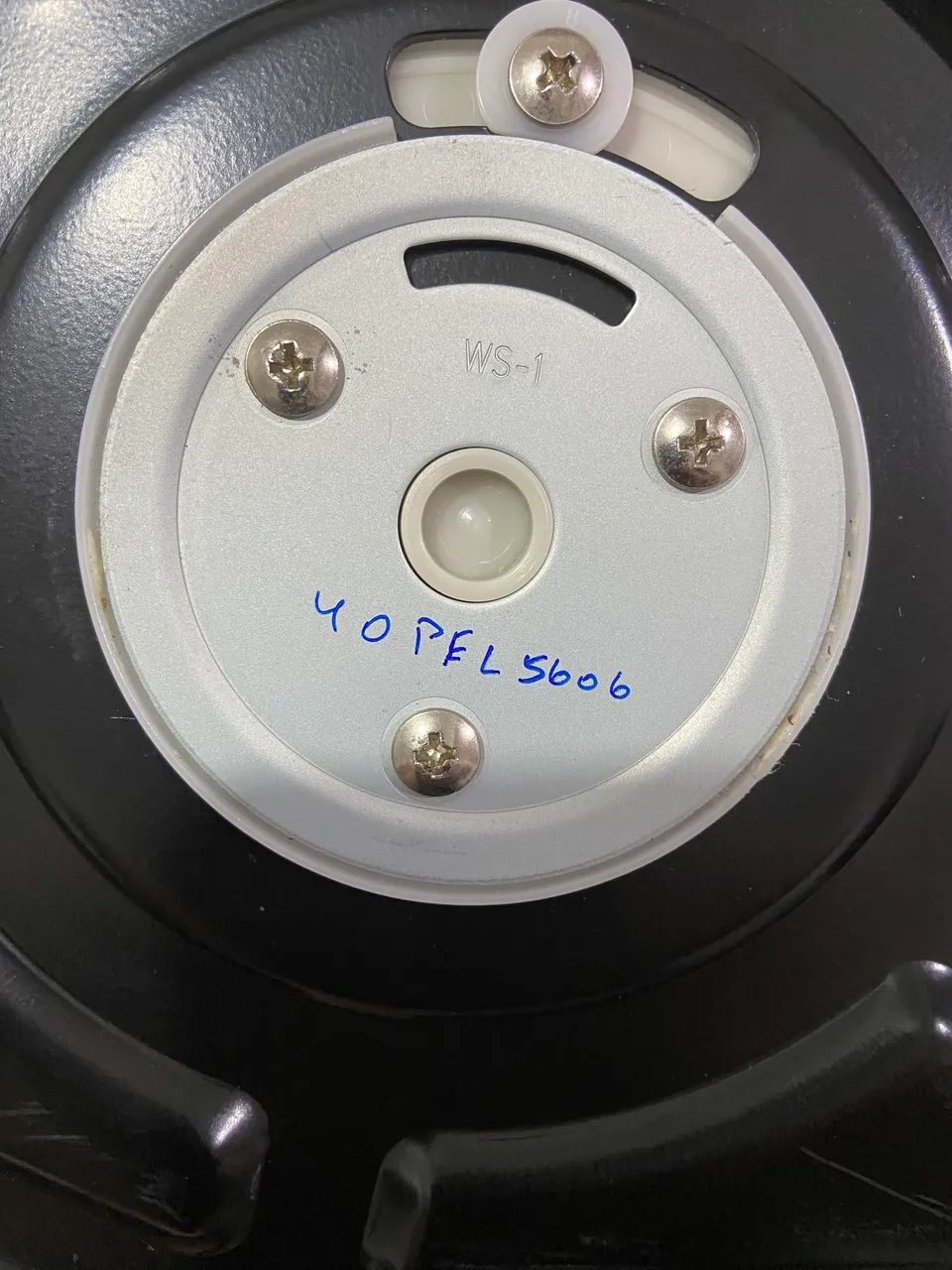 Base de Vidro Completa com Pino para TV Philips 40PFL5606D/78 - Foto 4