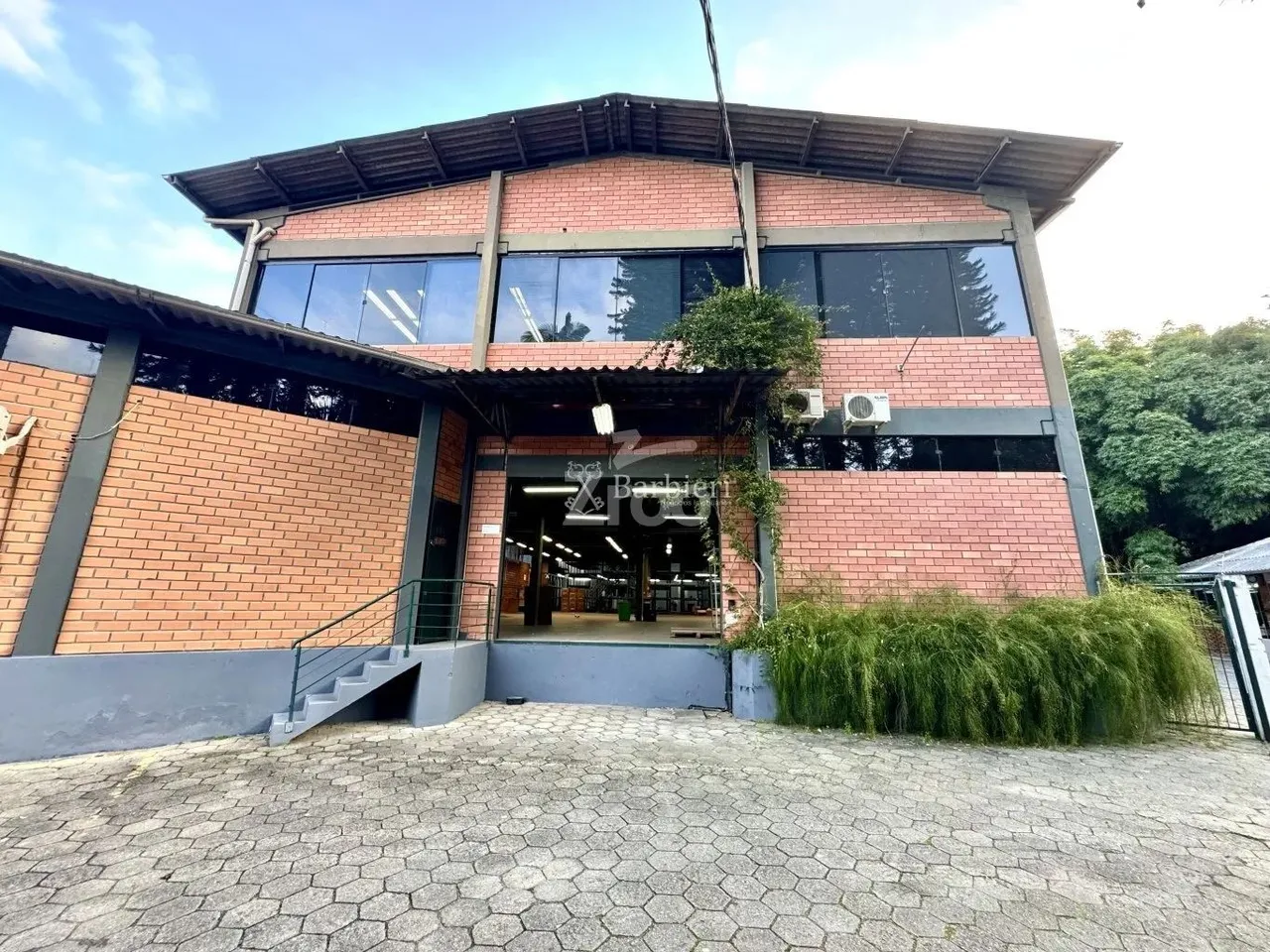 Galpão para Locação com área total de 2.405,00 m² na Velha Central em Blumenau/SC