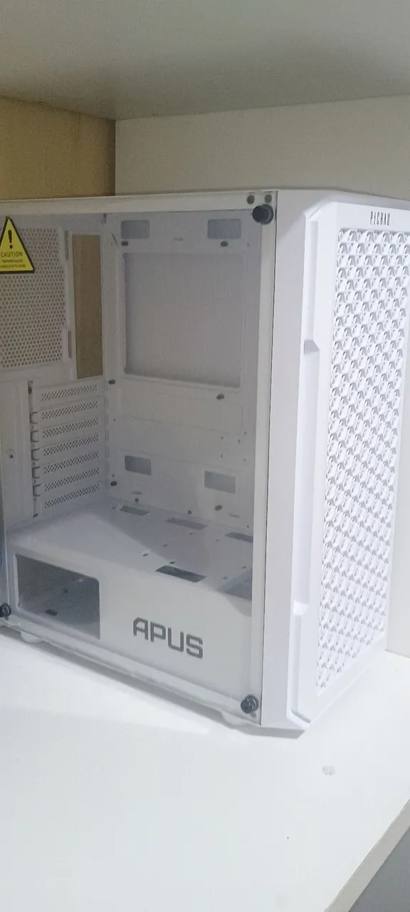 Gabinete Gamer APUS - Design moderno e eficiente
