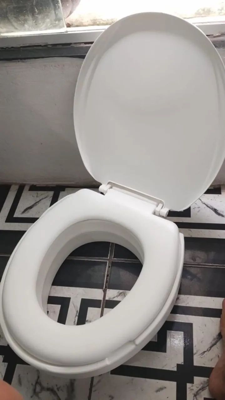 Assento de Vaso Sanitário para Idosos