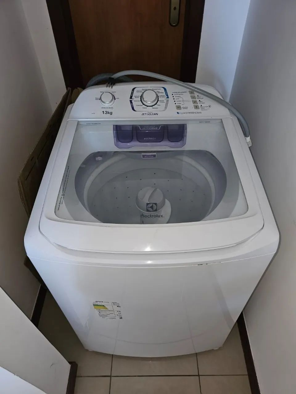 Máquina de Lavar Roupas Electrolux 