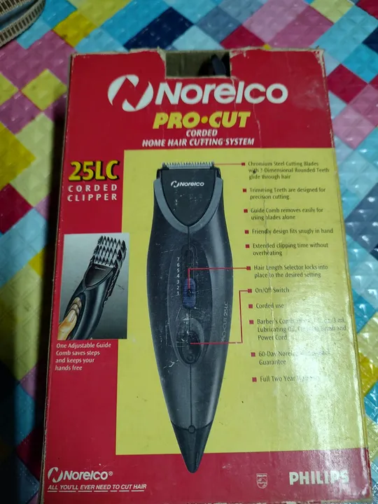 Máquina de cortar cabelo Norelco Pro-Cut 25LC - Corded