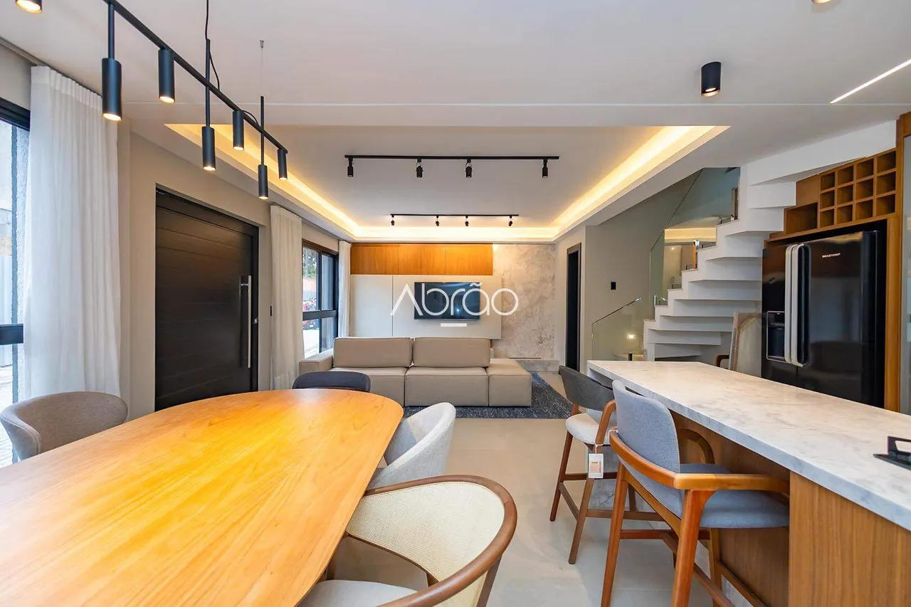 Sobrado em condomínio novo com 3 quartos para alugar em Santa Felicidade 172 m² | Ref 431