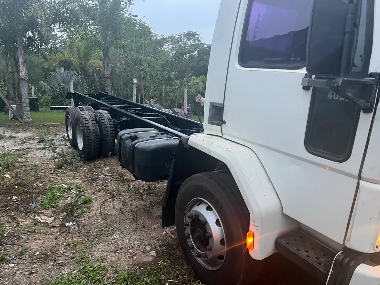 Vende Ford Cargo - Foto 2