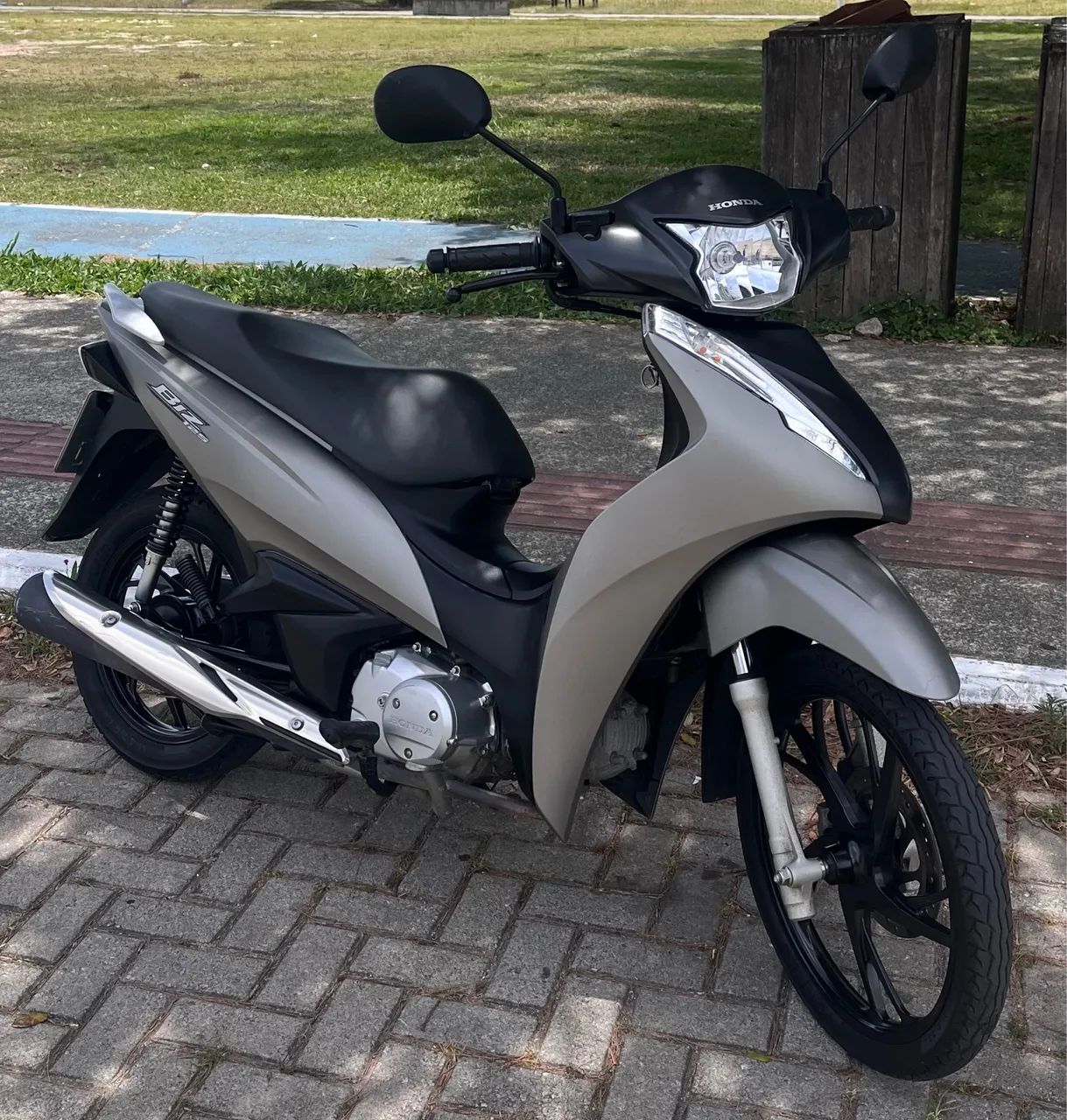 Biz 125 completa impecável 11 mil km