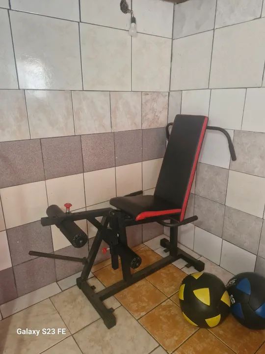 Aparelho de musculação cadeira flexora e mesa flexora para pernas 