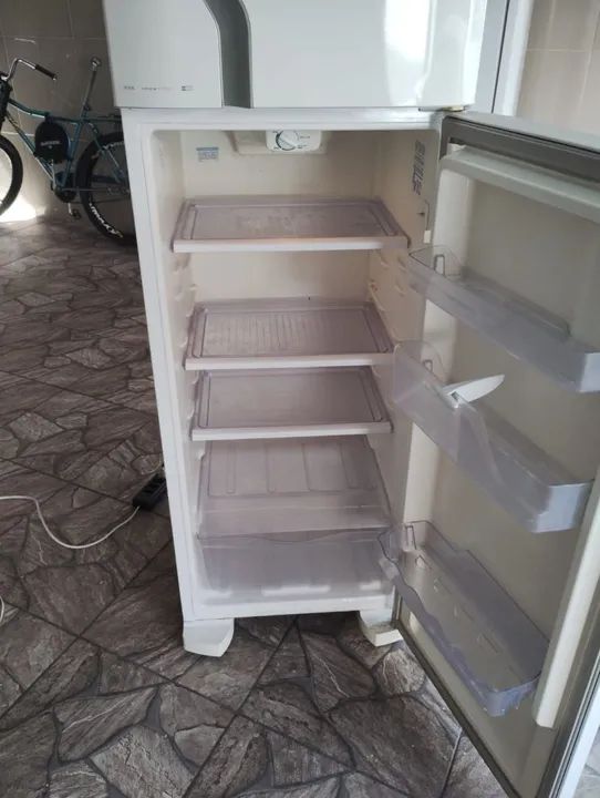 Geladeira duplex Eletrolux Frost Free frete grátis  - Foto 5