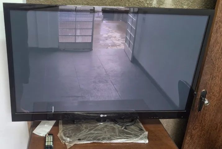 TV de Plasma LG 50PK550 full HD com uma placa queimada. 