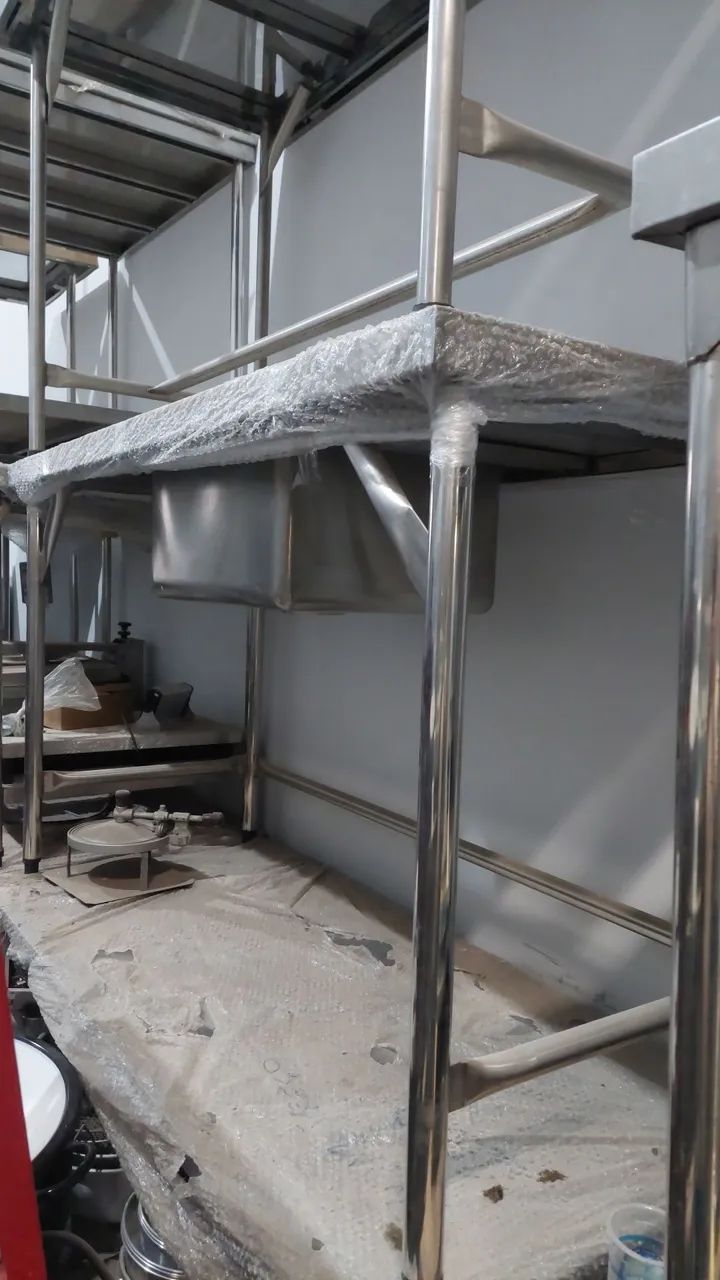 Mesas e Pia em Aço Inox, vários tamanhos  - Foto 4