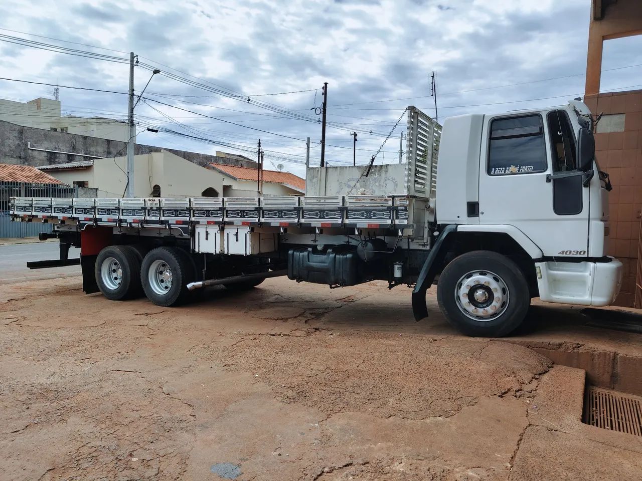 Caminhão Ford Cargo 4030 - 1998 - Foto 2