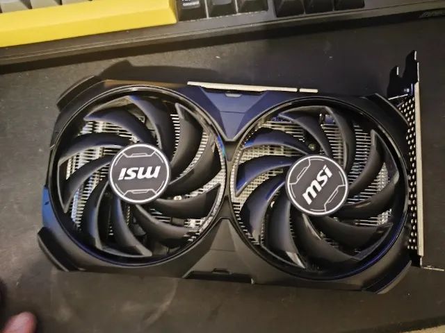 RTX 4060TI msi Ventus - Foto 4