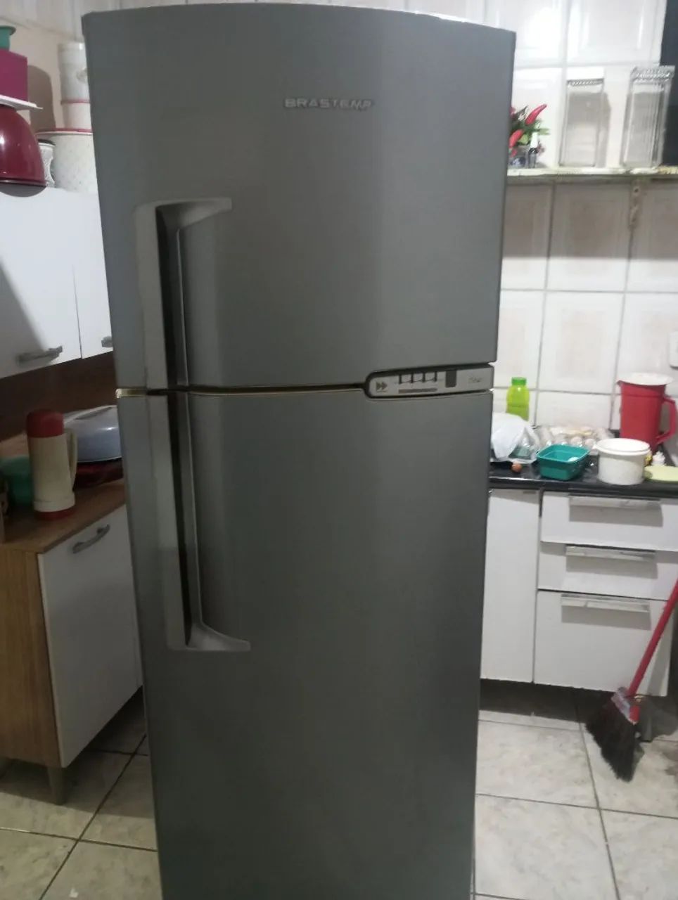 Envelopamento e protagem de geladeira fogão microondas papel de parede. - Foto 2