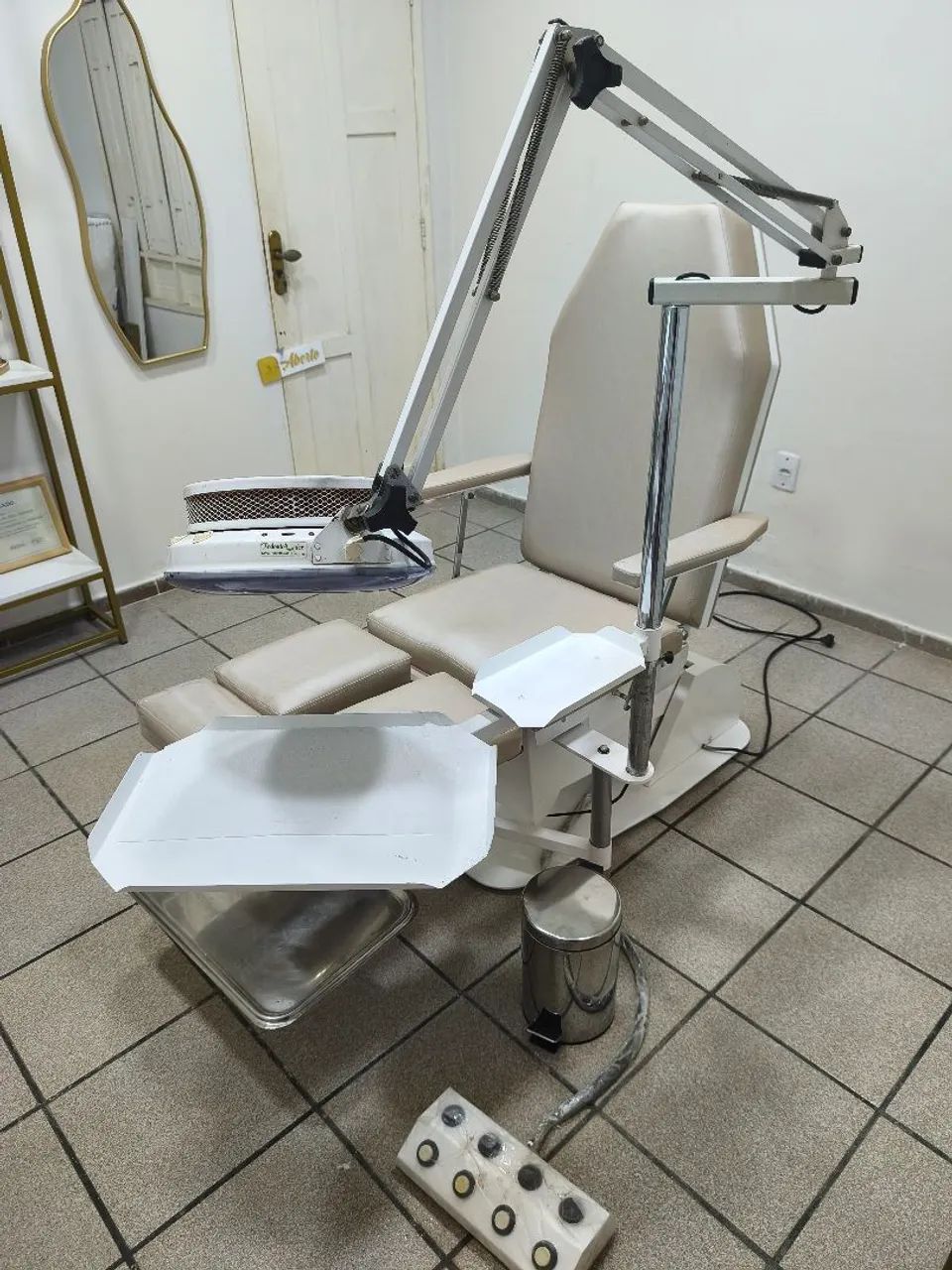 Cadeira Elétrica de Podologia  - Foto 3