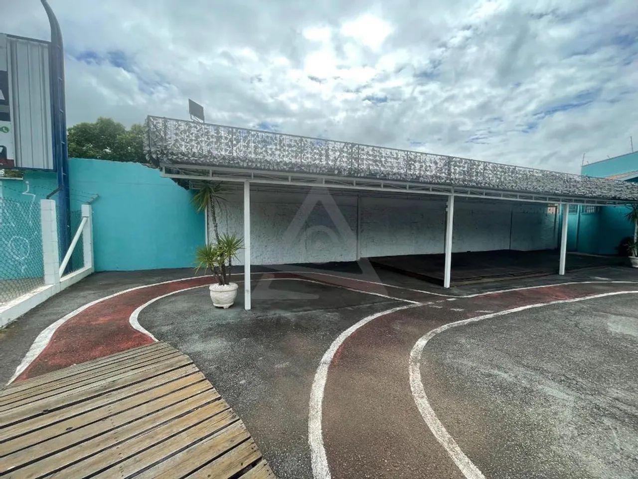 Salão para alugar em Campinas, Vila Nova, com 216 m² - Foto 3