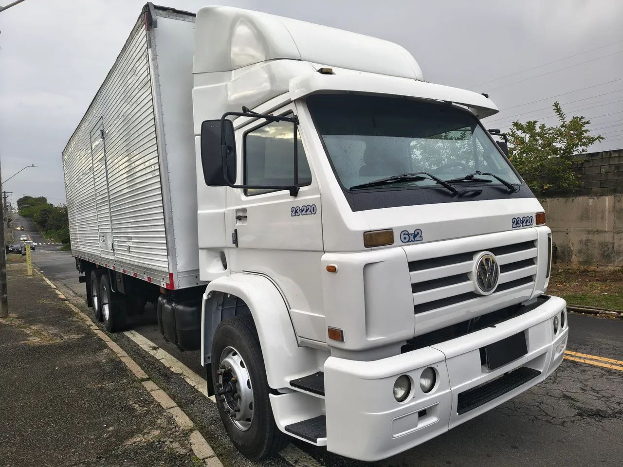 VW 23220 23.220 BAU E PLATAFORMA TROCA E FINANCIA  - Foto 2