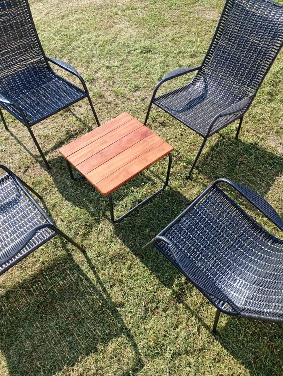 Vende se mesa y cadeira para interior, exterior  - Foto 3