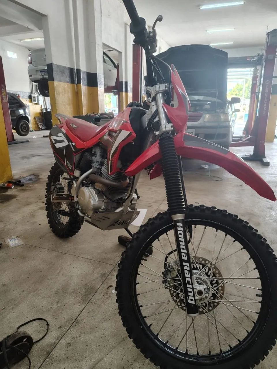 CRF 230 - Foto 2