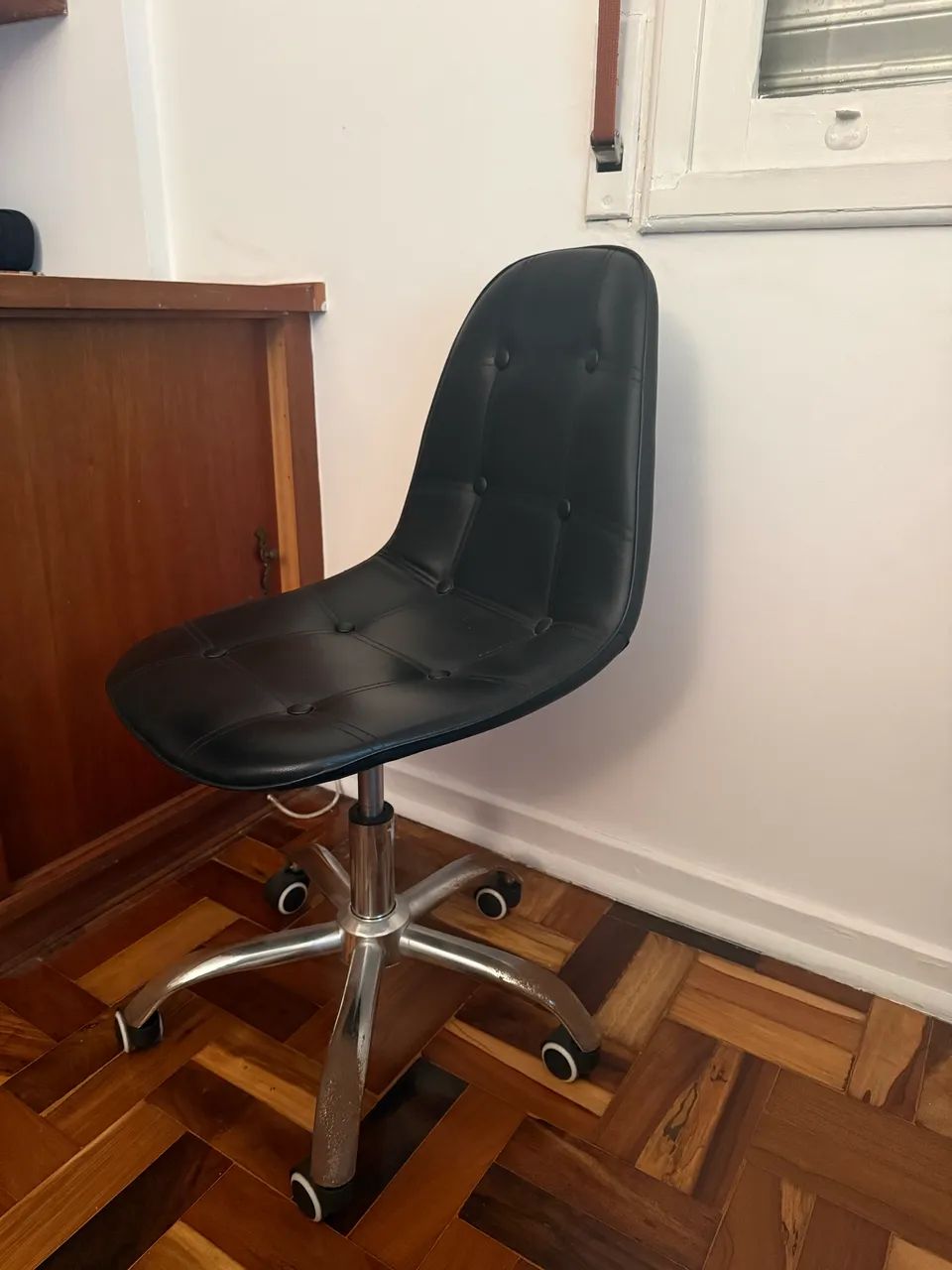 Cadeira de escritório estofada