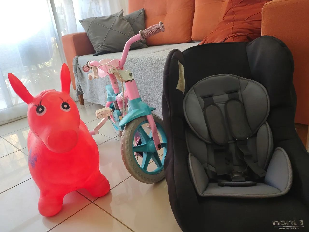 Cadeira, bicicleta e cavalinho  - Foto 5