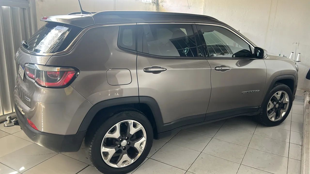 Jeep Compass Longitude 2.0 4X2 Flex 16V Aut. 2019 - Foto 2