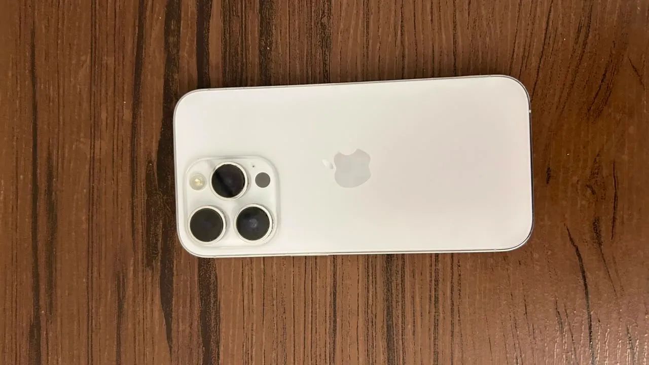 IPHONE 14 PRO IMPECÁVEL  - Foto 2