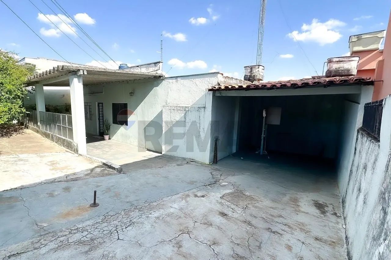 Casa Espetacular no Jardim Santo Antônio! - Foto 2