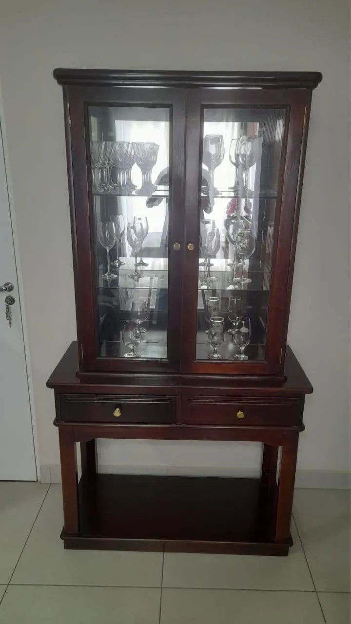 Cristaleira Estilo Trepado  - Foto 3