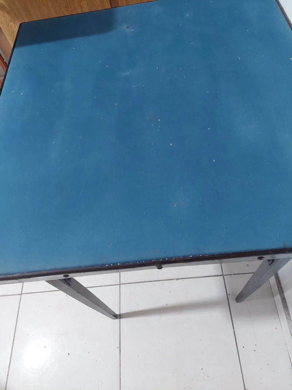 Mesa para jogos de cartas   toda original - Foto 3