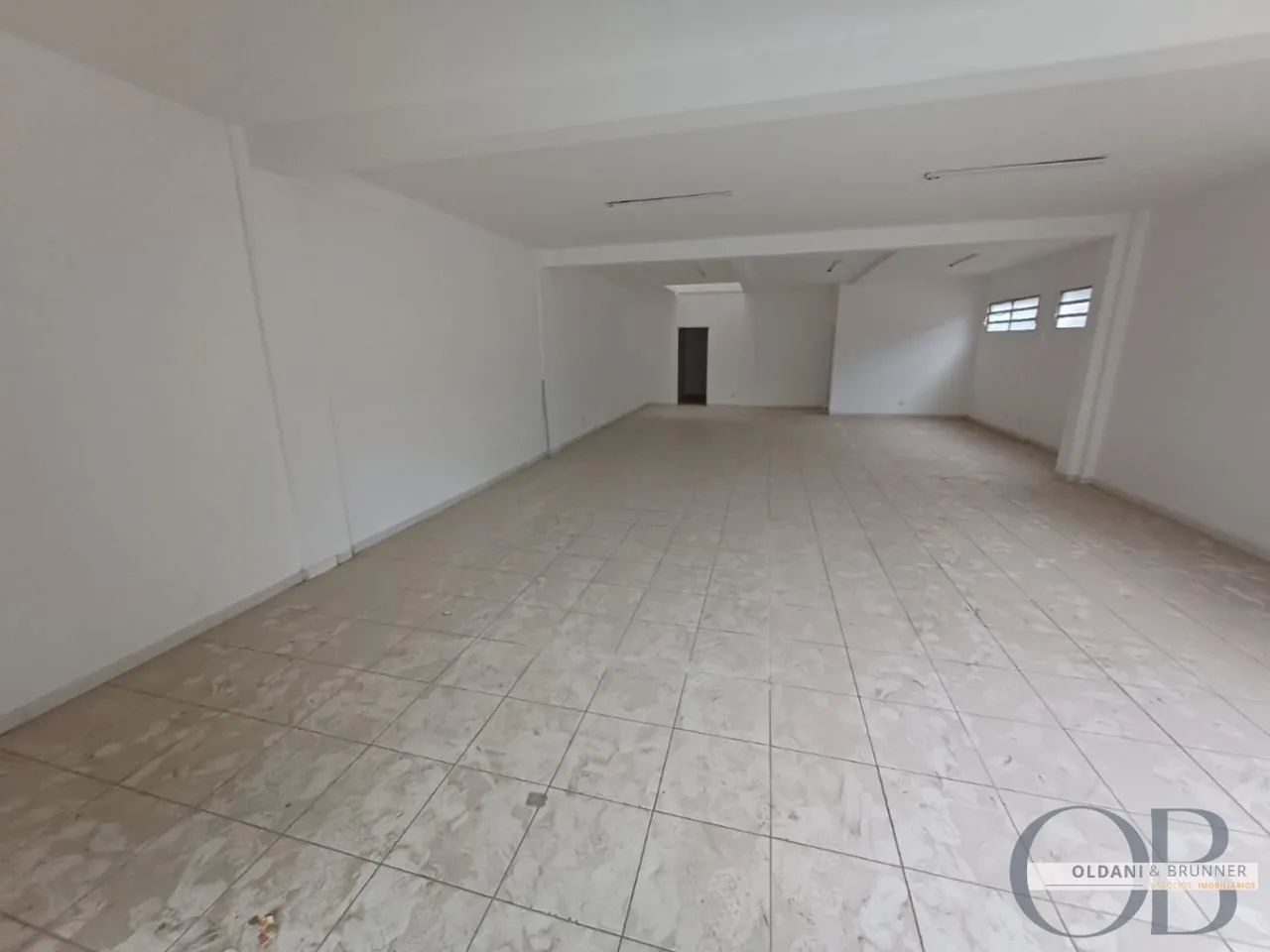 PONTO COMERCIAL NA ESTUFA II - Foto 5