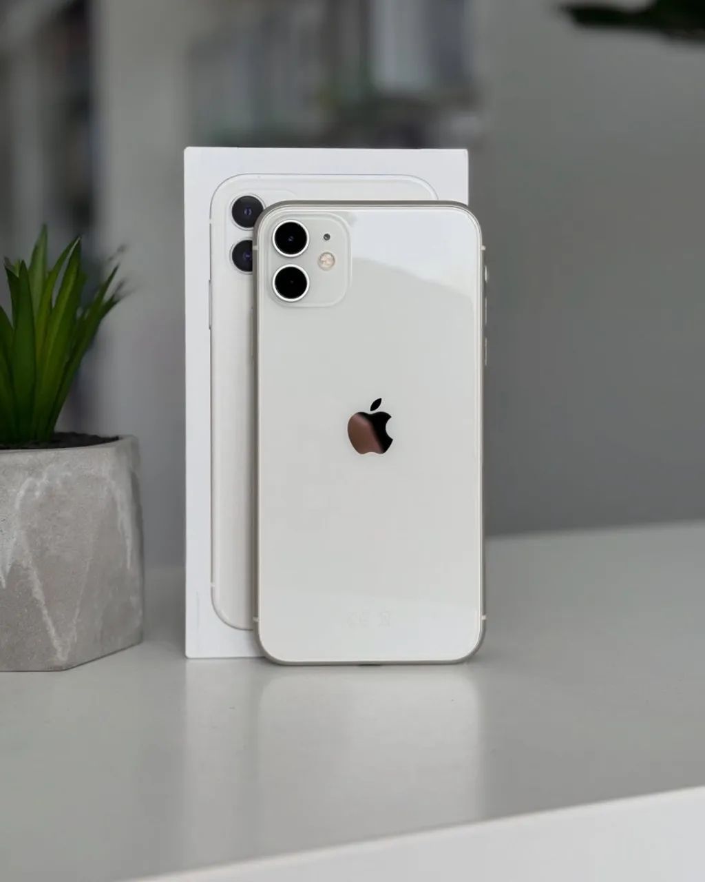 iPhone 11 64GB branco seminovo 