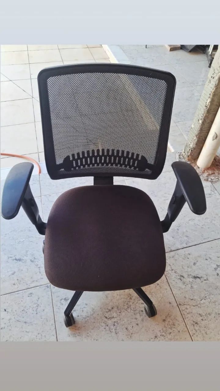 Flexform Uni All Black Chair65163255686402121
