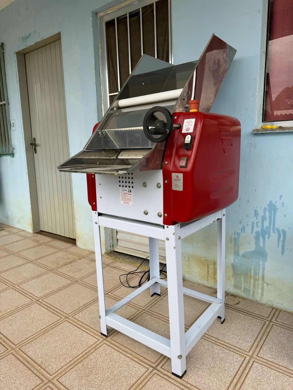 Equipamento para Padaria Braesi - modeladora + Amassadeira - Foto 2