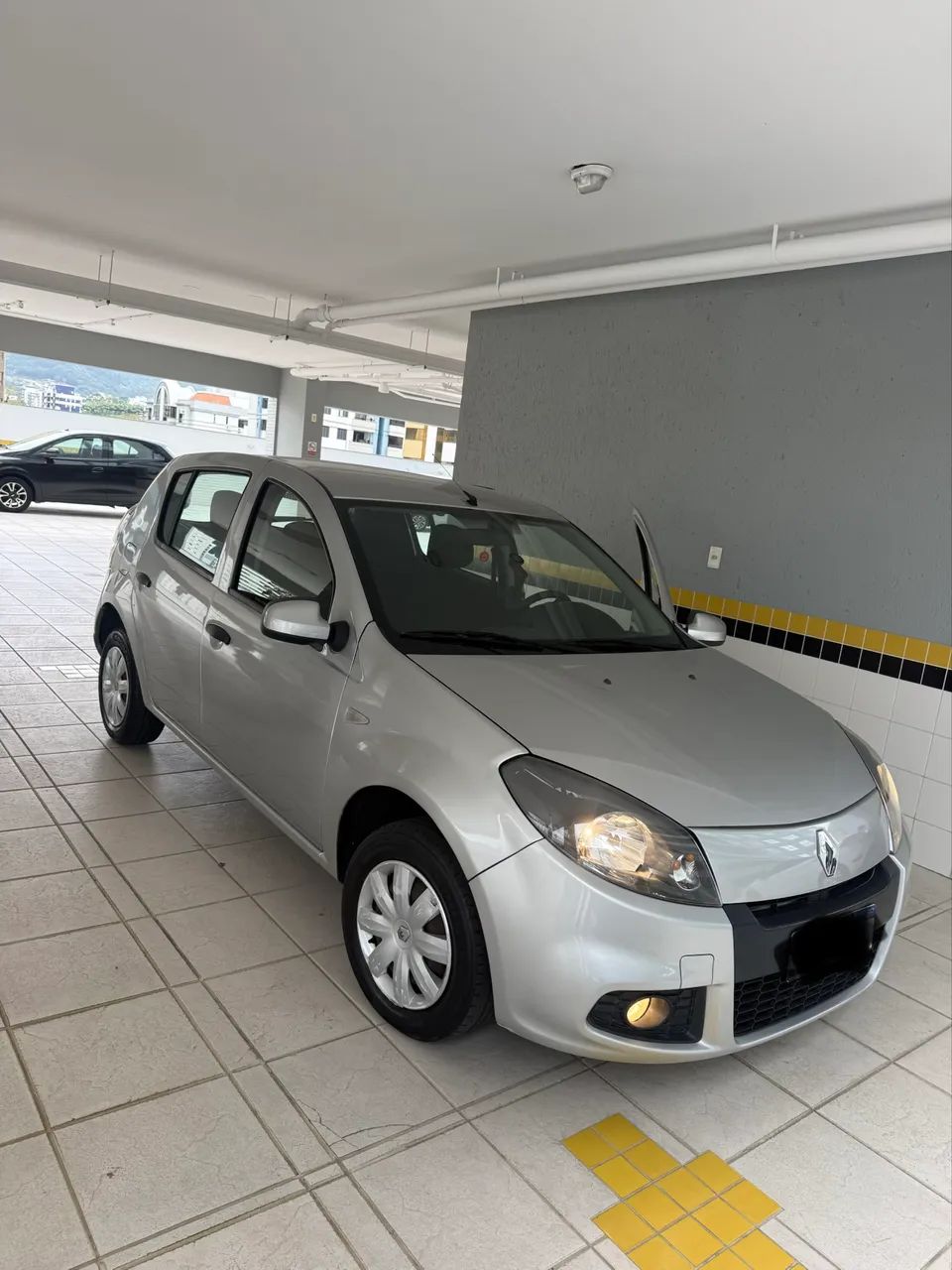 Renault Sandero Expression Hi-flex 1.0 16V 5P 2014 - Foto 3