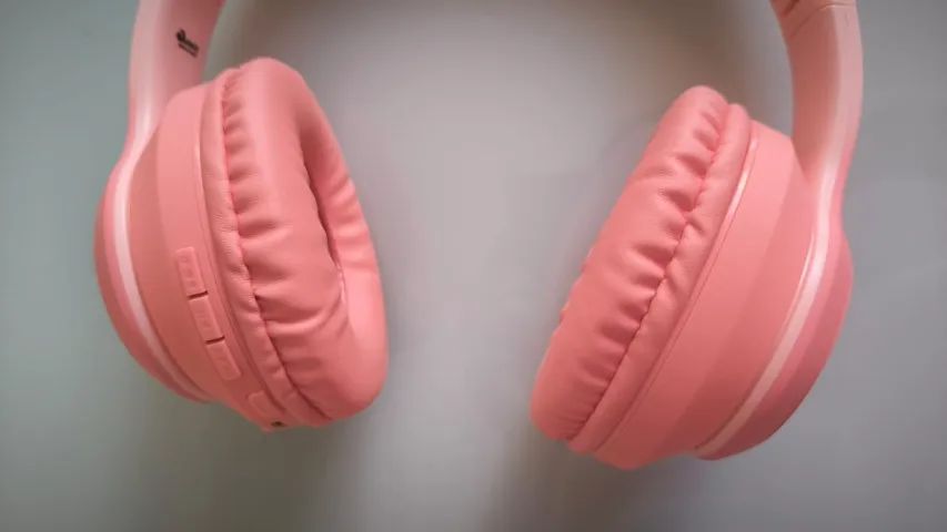 Fone de ouvido sem fio recarregável - Foto 4