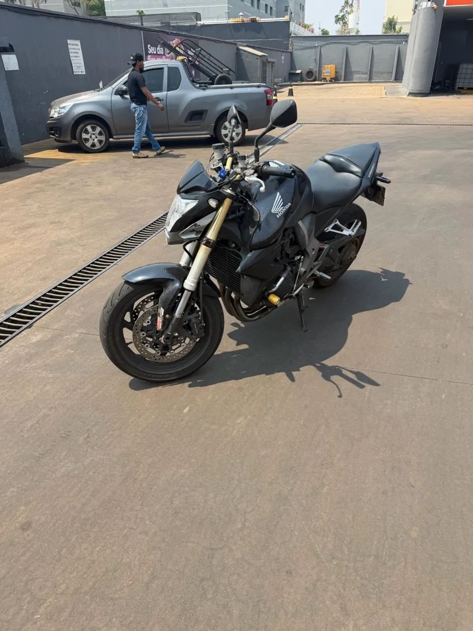 Cb1000r  - Foto 2
